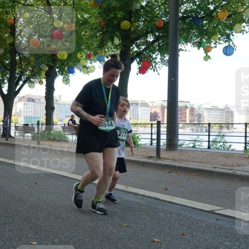 07.09.2025 - BARMER Alsterlauf Yannick Fuchs http://msf.ph/oto/8830284 07.09.2025 10:50:26 Laufen 644, 277 meine-sportfotos.de