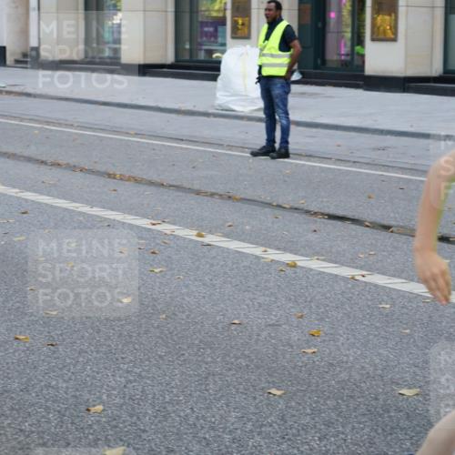 07.09.2025 - BARMER Alsterlauf Yannick Fuchs http://msf.ph/oto/8830293 07.09.2025 10:50:42 Laufen 3 meine-sportfotos.de