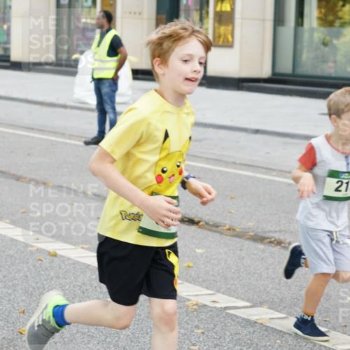 07.09.2025 - BARMER Alsterlauf Yannick Fuchs http://msf.ph/oto/8830301 07.09.2025 10:50:46 Laufen 215 meine-sportfotos.de