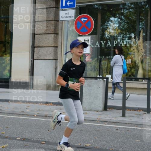 07.09.2025 - BARMER Alsterlauf Yannick Fuchs http://msf.ph/oto/8830304 07.09.2025 10:50:48 Laufen 36 meine-sportfotos.de