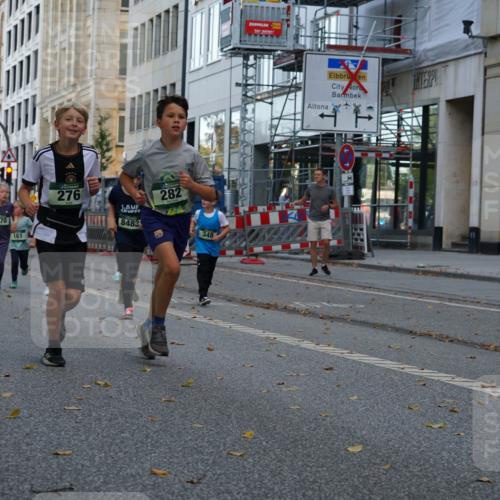 07.09.2025 - BARMER Alsterlauf Yannick Fuchs http://msf.ph/oto/8830311 07.09.2025 10:50:50 Laufen 181, 255, 264, 370, 161, 276, 8483, 282, 348 meine-sportfotos.de