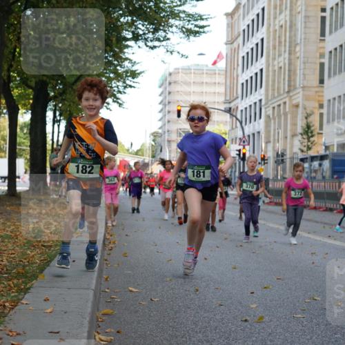 07.09.2025 - BARMER Alsterlauf Yannick Fuchs http://msf.ph/oto/8830315 07.09.2025 10:50:51 Laufen 182, 36, 27, 181, 362, 8483, 370, 372 meine-sportfotos.de