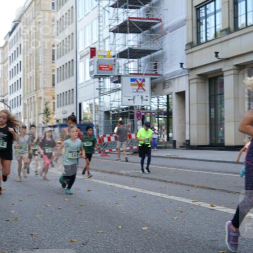 07.09.2025 - BARMER Alsterlauf Yannick Fuchs http://msf.ph/oto/8830330 07.09.2025 10:50:56 Laufen 822, 218, 161, 270 meine-sportfotos.de