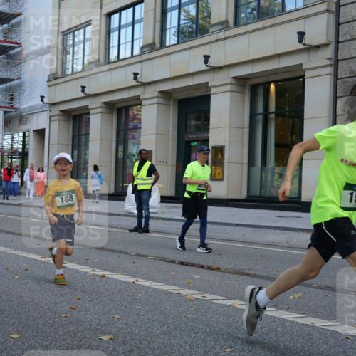 07.09.2025 - BARMER Alsterlauf Yannick Fuchs http://msf.ph/oto/8830355 07.09.2025 10:51:02 Laufen 188, 691, 159 meine-sportfotos.de