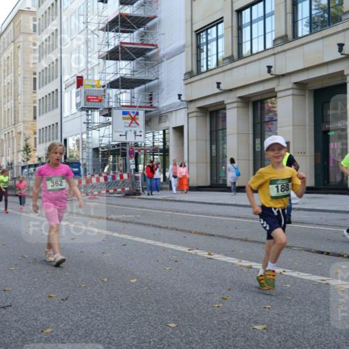 07.09.2025 - BARMER Alsterlauf Yannick Fuchs http://msf.ph/oto/8830357 07.09.2025 10:51:02 Laufen 8297, 362, 188, 412 meine-sportfotos.de