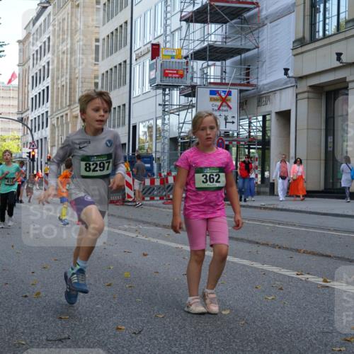 07.09.2025 - BARMER Alsterlauf Yannick Fuchs http://msf.ph/oto/8830360 07.09.2025 10:51:03 Laufen 808, 8103, 8297, 362 meine-sportfotos.de