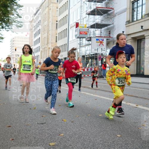 07.09.2025 - BARMER Alsterlauf Yannick Fuchs http://msf.ph/oto/8830379 07.09.2025 10:51:09 Laufen 8103, 087, 3, 305, 252 meine-sportfotos.de