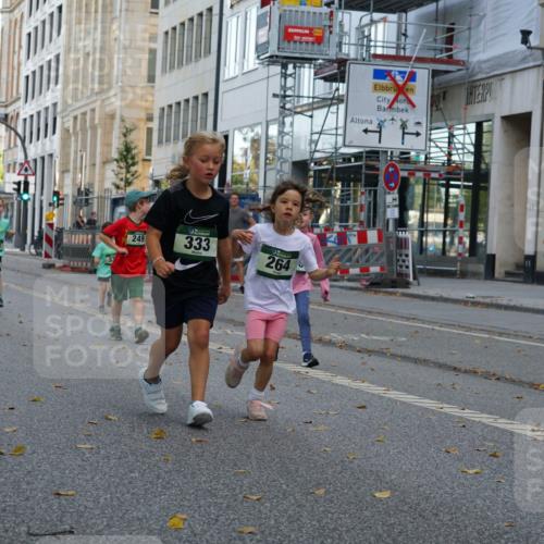07.09.2025 - BARMER Alsterlauf Yannick Fuchs http://msf.ph/oto/8830427 07.09.2025 10:51:22 Laufen 8278, 249, 333, 264 meine-sportfotos.de