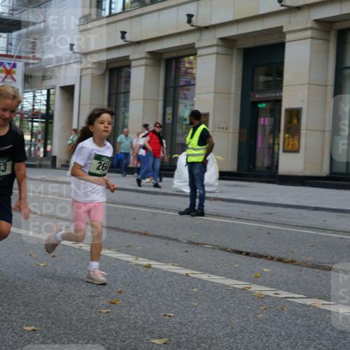 07.09.2025 - BARMER Alsterlauf Yannick Fuchs http://msf.ph/oto/8830434 07.09.2025 10:51:23 Laufen 333, 26 meine-sportfotos.de