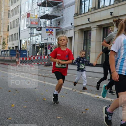07.09.2025 - BARMER Alsterlauf Yannick Fuchs http://msf.ph/oto/8830477 07.09.2025 10:51:35 Laufen 376, 183, 34, 24, 36 meine-sportfotos.de