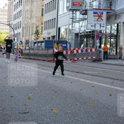 07.09.2025 - BARMER Alsterlauf Yannick Fuchs http://msf.ph/oto/8830532 07.09.2025 10:52:13 Laufen 8425, 426, 4485 meine-sportfotos.de