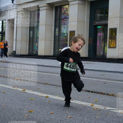 07.09.2025 - BARMER Alsterlauf Yannick Fuchs http://msf.ph/oto/8830540 07.09.2025 10:52:16 Laufen 4485, 150 meine-sportfotos.de