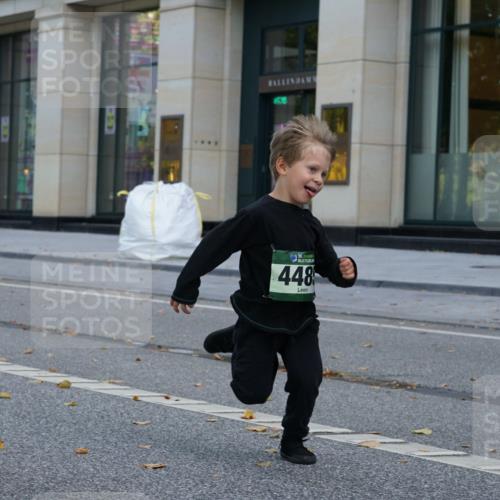 07.09.2025 - BARMER Alsterlauf Yannick Fuchs http://msf.ph/oto/8830542 07.09.2025 10:52:16 Laufen 10, 36, 448 meine-sportfotos.de