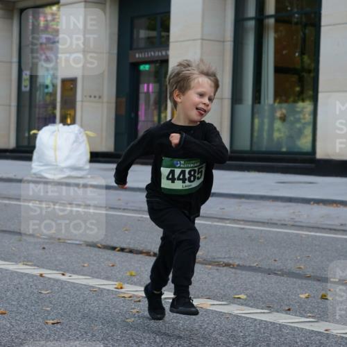 07.09.2025 - BARMER Alsterlauf Yannick Fuchs http://msf.ph/oto/8830543 07.09.2025 10:52:16 Laufen 40, 136, 4485 meine-sportfotos.de
