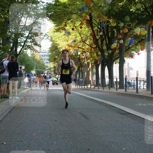 07.09.2025 - BARMER Alsterlauf Yannick Fuchs http://msf.ph/oto/8830584 07.09.2025 11:00:38 Laufen 67 meine-sportfotos.de