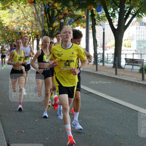 07.09.2025 - BARMER Alsterlauf Yannick Fuchs http://msf.ph/oto/8830624 07.09.2025 11:00:49 Laufen 66, 69, 61, 54 meine-sportfotos.de