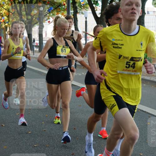 07.09.2025 - BARMER Alsterlauf Yannick Fuchs http://msf.ph/oto/8830629 07.09.2025 11:00:50 Laufen 58, 61, 5, 54 meine-sportfotos.de