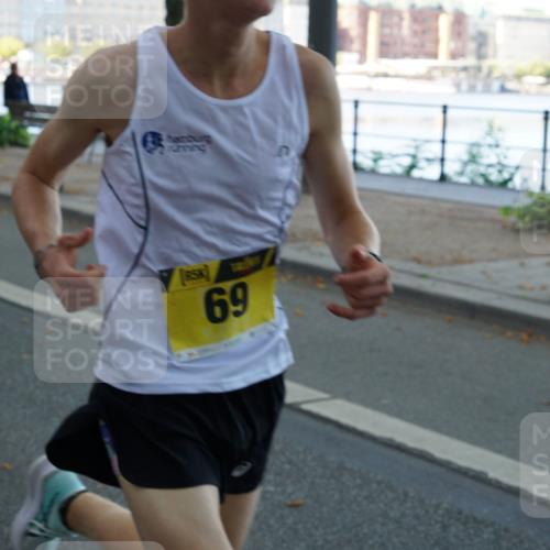 07.09.2025 - BARMER Alsterlauf Yannick Fuchs http://msf.ph/oto/8830641 07.09.2025 11:00:51 Laufen 69 meine-sportfotos.de