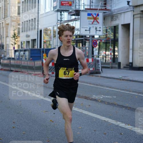 07.09.2025 - BARMER Alsterlauf Yannick Fuchs http://msf.ph/oto/8830667 07.09.2025 11:01:24 Laufen 67, 1454 meine-sportfotos.de