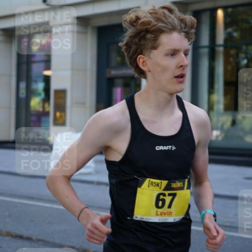 07.09.2025 - BARMER Alsterlauf Yannick Fuchs http://msf.ph/oto/8830671 07.09.2025 11:01:25 Laufen 5, 67 meine-sportfotos.de