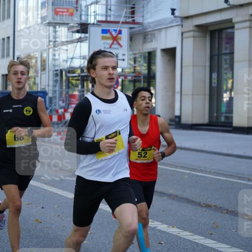 07.09.2025 - BARMER Alsterlauf Yannick Fuchs http://msf.ph/oto/8830679 07.09.2025 11:01:34 Laufen 01, 60, 52 meine-sportfotos.de