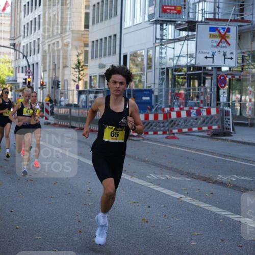 07.09.2025 - BARMER Alsterlauf Yannick Fuchs http://msf.ph/oto/8830687 07.09.2025 11:01:36 Laufen 57, 61, 65 meine-sportfotos.de