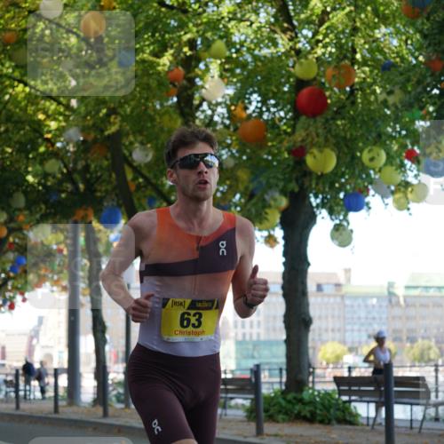 07.09.2025 - BARMER Alsterlauf Yannick Fuchs http://msf.ph/oto/8830724 07.09.2025 11:03:26 Laufen 17, 5, 63 meine-sportfotos.de