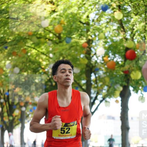 07.09.2025 - BARMER Alsterlauf Yannick Fuchs http://msf.ph/oto/8830749 07.09.2025 11:04:04 Laufen 52 meine-sportfotos.de