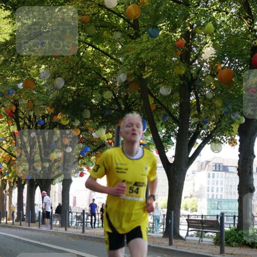 07.09.2025 - BARMER Alsterlauf Yannick Fuchs http://msf.ph/oto/8830771 07.09.2025 11:04:21 Laufen 54 meine-sportfotos.de