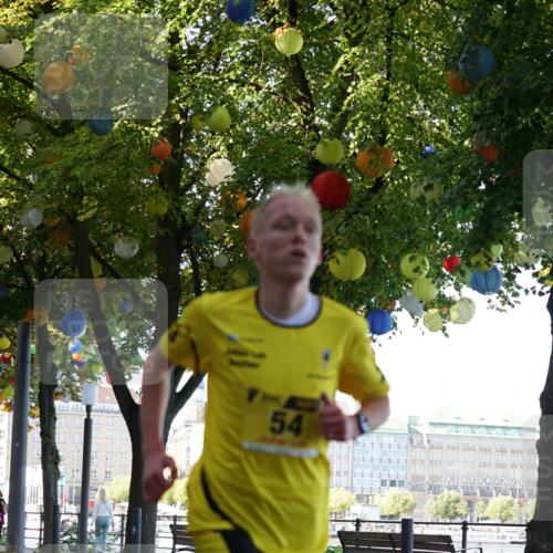 07.09.2025 - BARMER Alsterlauf Yannick Fuchs http://msf.ph/oto/8830775 07.09.2025 11:04:22 Laufen 54 meine-sportfotos.de