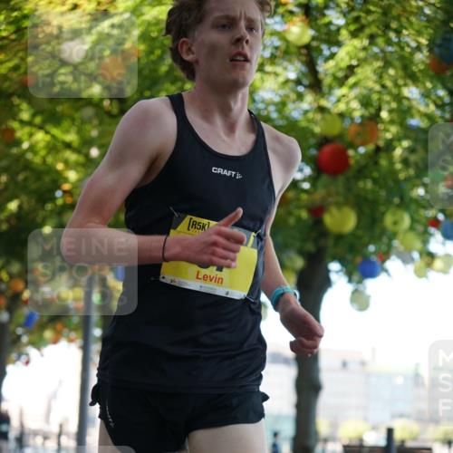 07.09.2025 - BARMER Alsterlauf Yannick Fuchs http://msf.ph/oto/8830799 07.09.2025 11:06:52 Laufen 5 meine-sportfotos.de