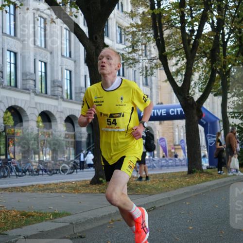 07.09.2025 - BARMER Alsterlauf Yannick Fuchs http://msf.ph/oto/8830845 07.09.2025 11:08:06 Laufen 202, 54 meine-sportfotos.de