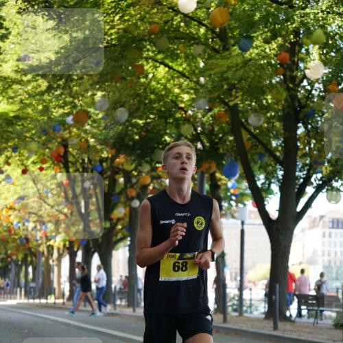 07.09.2025 - BARMER Alsterlauf Yannick Fuchs http://msf.ph/oto/8830905 07.09.2025 11:10:51 Laufen 5, 68 meine-sportfotos.de