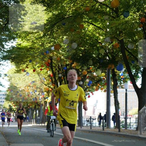 07.09.2025 - BARMER Alsterlauf Yannick Fuchs http://msf.ph/oto/8830939 07.09.2025 11:11:57 Laufen 54 meine-sportfotos.de