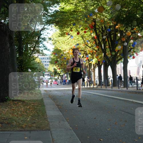 07.09.2025 - BARMER Alsterlauf Yannick Fuchs http://msf.ph/oto/8830961 07.09.2025 11:13:34 Laufen 13, 67 meine-sportfotos.de
