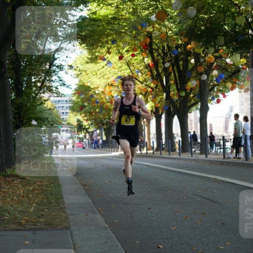 07.09.2025 - BARMER Alsterlauf Yannick Fuchs http://msf.ph/oto/8830964 07.09.2025 11:13:34 Laufen 13, 67 meine-sportfotos.de