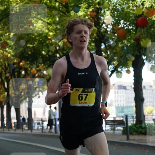 07.09.2025 - BARMER Alsterlauf Yannick Fuchs http://msf.ph/oto/8830973 07.09.2025 11:13:36 Laufen 5, 67 meine-sportfotos.de
