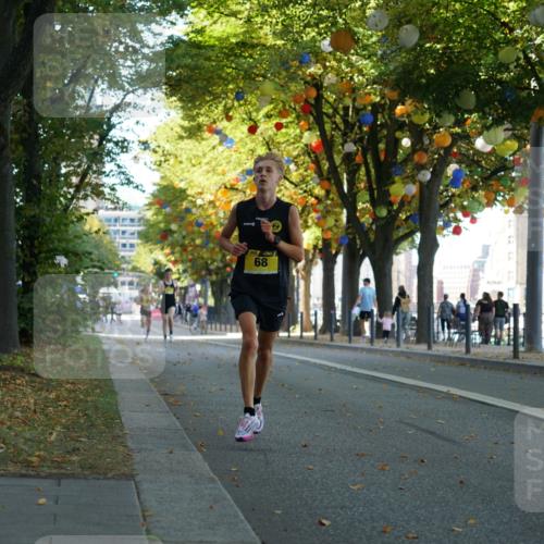 07.09.2025 - BARMER Alsterlauf Yannick Fuchs http://msf.ph/oto/8831019 07.09.2025 11:14:32 Laufen 68 meine-sportfotos.de