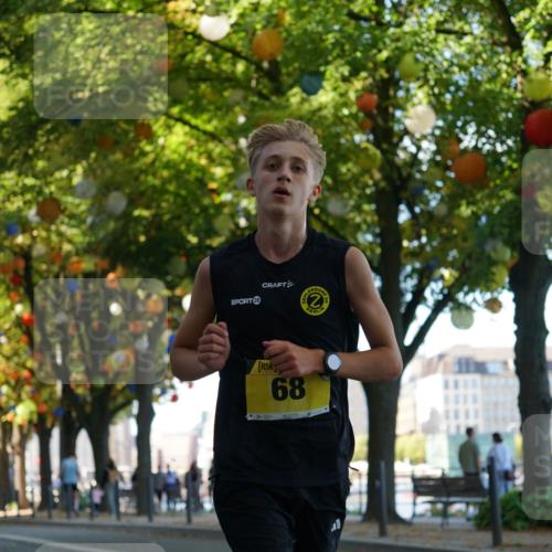 07.09.2025 - BARMER Alsterlauf Yannick Fuchs http://msf.ph/oto/8831027 07.09.2025 11:14:33 Laufen 39, 5, 68 meine-sportfotos.de
