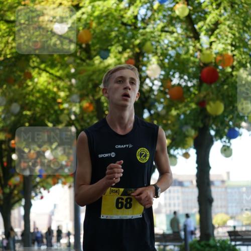 07.09.2025 - BARMER Alsterlauf Yannick Fuchs http://msf.ph/oto/8831028 07.09.2025 11:14:34 Laufen 39, 2, 68 meine-sportfotos.de