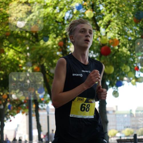 07.09.2025 - BARMER Alsterlauf Yannick Fuchs http://msf.ph/oto/8831029 07.09.2025 11:14:34 Laufen 5, 68 meine-sportfotos.de