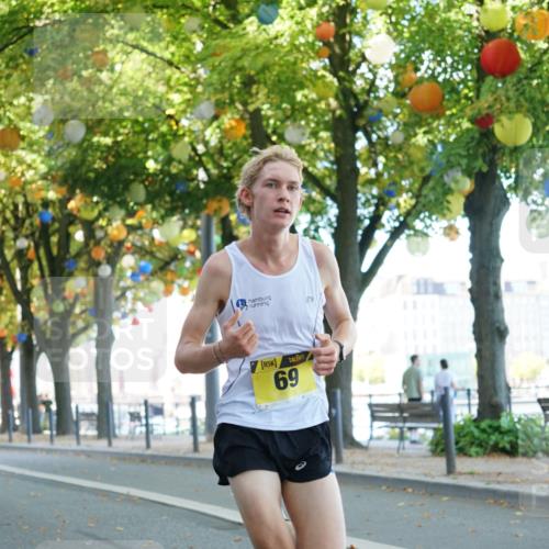 07.09.2025 - BARMER Alsterlauf Yannick Fuchs http://msf.ph/oto/8831058 07.09.2025 11:14:56 Laufen 5, 69 meine-sportfotos.de