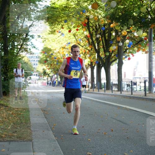 07.09.2025 - BARMER Alsterlauf Yannick Fuchs http://msf.ph/oto/8831085 07.09.2025 11:15:57 Laufen 58 meine-sportfotos.de