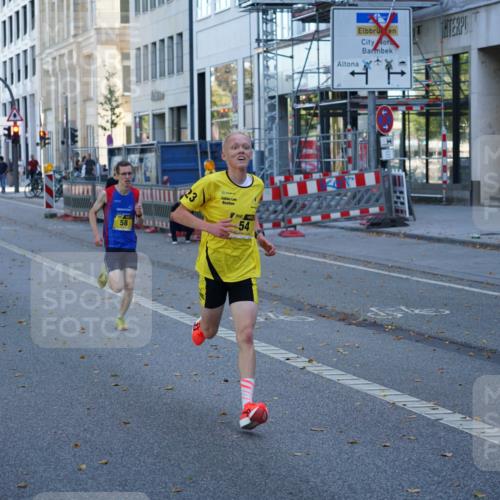 07.09.2025 - BARMER Alsterlauf Yannick Fuchs http://msf.ph/oto/8831101 07.09.2025 11:16:51 Laufen 58, 54 meine-sportfotos.de