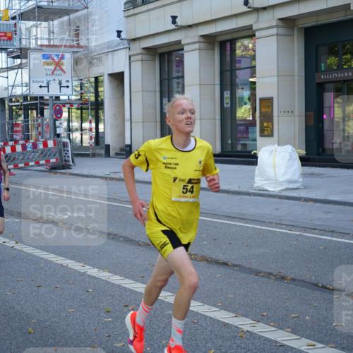 07.09.2025 - BARMER Alsterlauf Yannick Fuchs http://msf.ph/oto/8831103 07.09.2025 11:16:52 Laufen 58, 54 meine-sportfotos.de