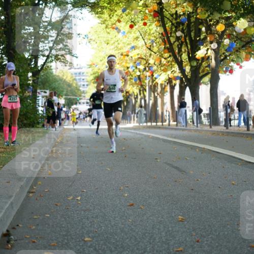 07.09.2025 - BARMER Alsterlauf Yannick Fuchs http://msf.ph/oto/8831117 07.09.2025 11:30:40 Laufen 4357, 040 meine-sportfotos.de
