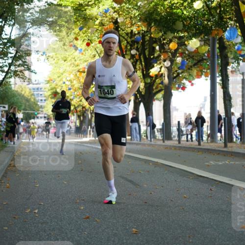 07.09.2025 - BARMER Alsterlauf Yannick Fuchs http://msf.ph/oto/8831125 07.09.2025 11:30:41 Laufen 4357, 1040 meine-sportfotos.de