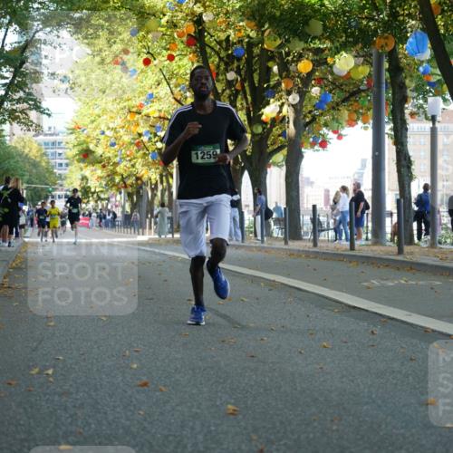 07.09.2025 - BARMER Alsterlauf Yannick Fuchs http://msf.ph/oto/8831131 07.09.2025 11:30:44 Laufen 4357, 1259 meine-sportfotos.de