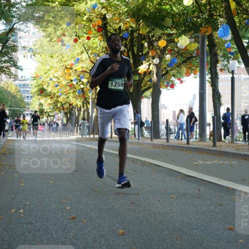 07.09.2025 - BARMER Alsterlauf Yannick Fuchs http://msf.ph/oto/8831132 07.09.2025 11:30:44 Laufen 4357, 1259 meine-sportfotos.de