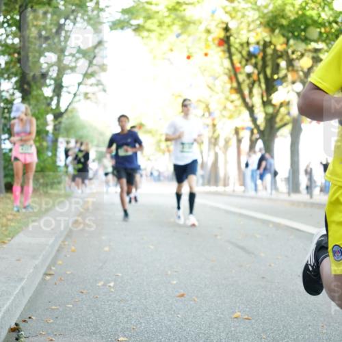 07.09.2025 - BARMER Alsterlauf Yannick Fuchs http://msf.ph/oto/8831148 07.09.2025 11:30:55 Laufen 36, 1198 meine-sportfotos.de
